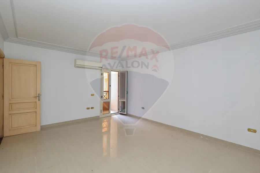 Apartment for Rent 270 m Kafr Abdo (intersection between Saint Genie and Sakina bant Al-Hussein)