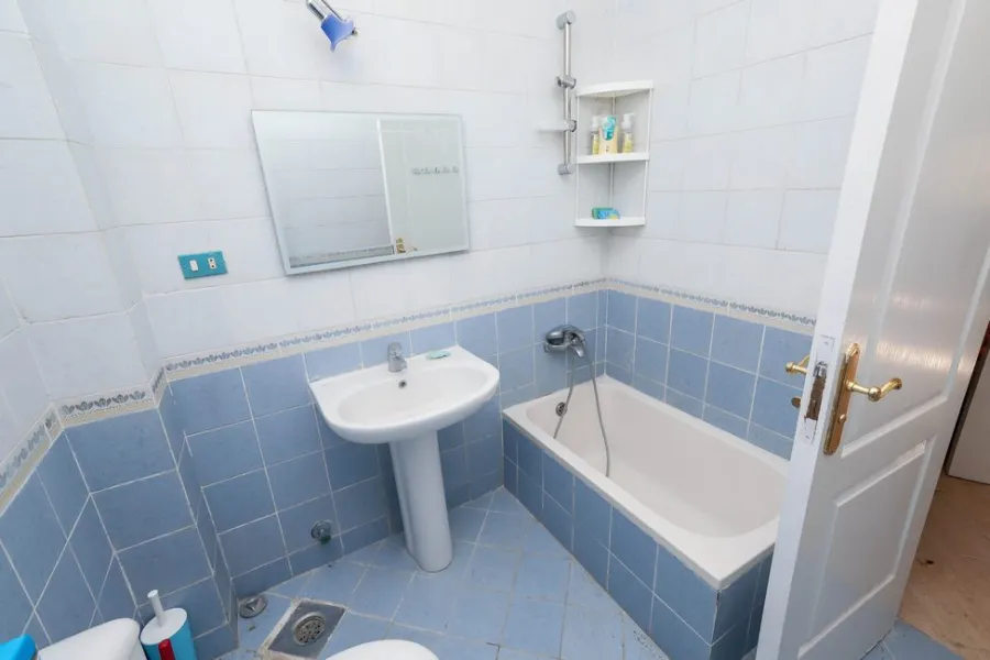 فيلا مستقلة للبيع 370م الساحل الشمالي (قرية نيس2 - ك64)