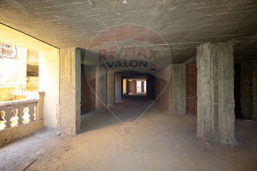 Commercial mezan for sale 575 m Al-Agami (El-betash)