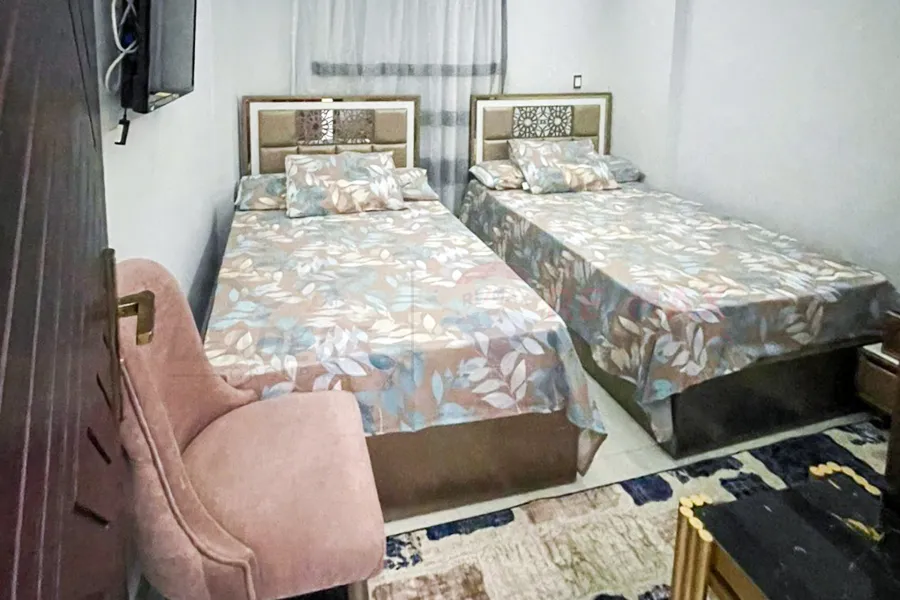 Furnished apartment for rent 100 m Smouha (in front of Zahran Mall)