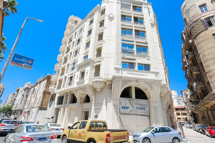 شقة للبيع 247م الحى اللاتينى - ش البطالسة