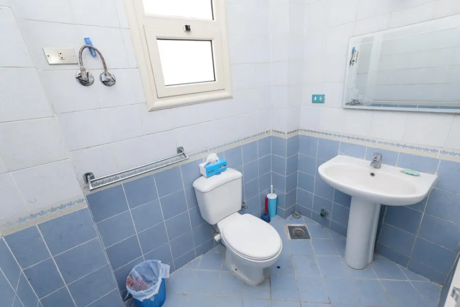 فيلا مستقلة للبيع 370م الساحل الشمالي (قرية نيس2 - ك64)