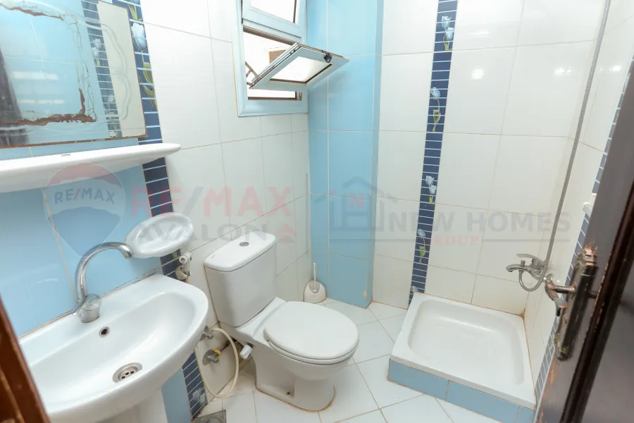 Apartment for sale 250 m Sporting (Port Said main st.)