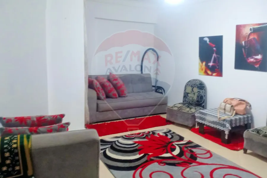 شقة للبيع 115 م فلمنج (ش النسفي - بجوار مدرسة الرمليه)