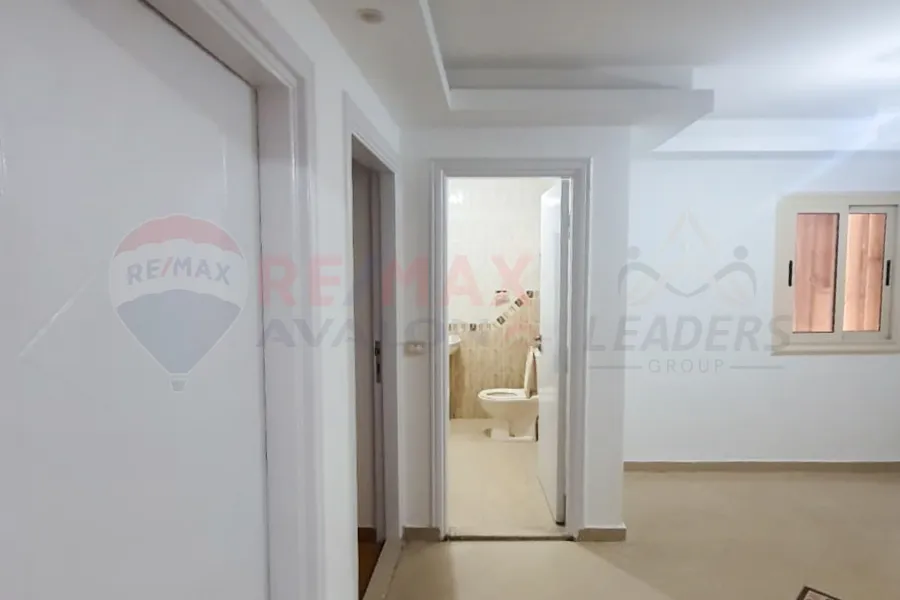 شقه دوبلكس للايجار 210 م استانلي (متفرع من البحر)