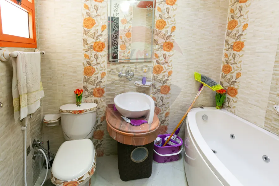 شقة للبيع 117 م سموحة (ش النصر - كمباوند دار السلام)