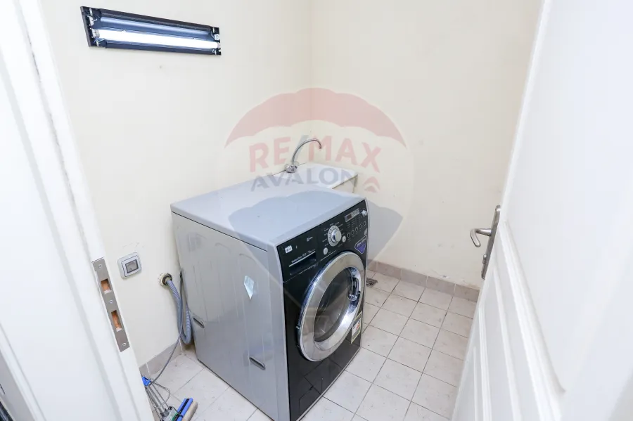 Apartment for Sale 275 m San Stefano (Foursesons)