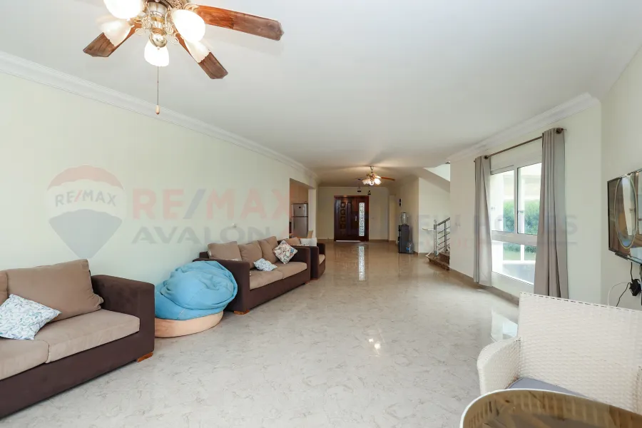 900 م فيلا مستقلة للبيع الساحل (مارسيليا بيتش 4 - سيدي عبد الرحمن - نموذج الفا)