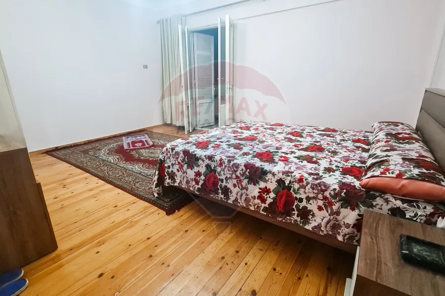 شقة للايجار 110 م سموحة (تعاونيات سموحة)