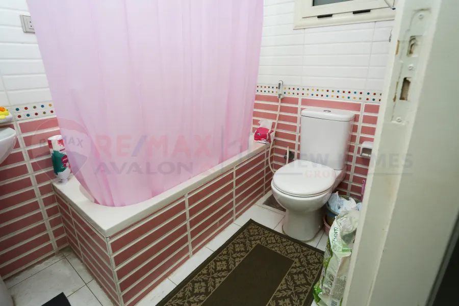 Apartment for sale 360 ​​m Zizinia (steps from tram)