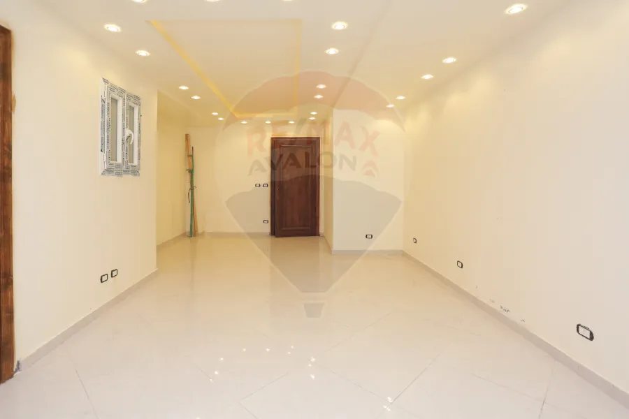 شقة للبيع  100 م الابراهيميه ( خطوات من شارع فوزي معاذ )