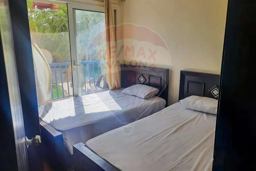 شاليه مفروش للبيع (بورتو جولف) 80 م