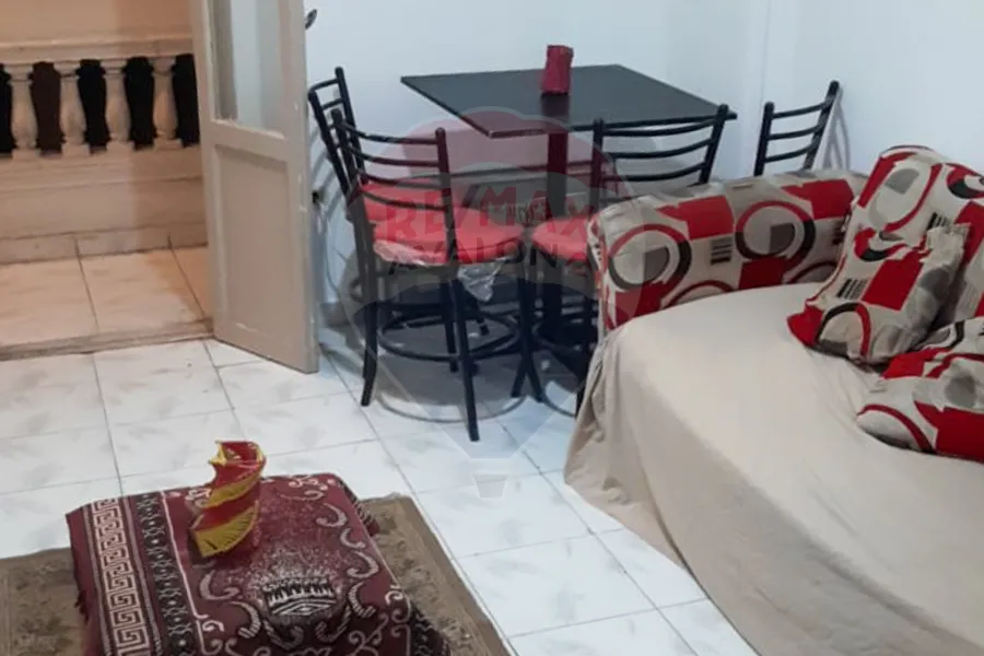 شقة للبيع 90 م سيدى جابر (خطوات من ش المشير)