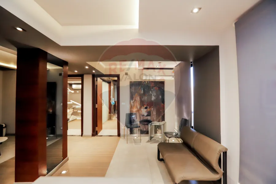 Dental Clinic for sale 105 m Sidi Gaber (El Horeya st.)