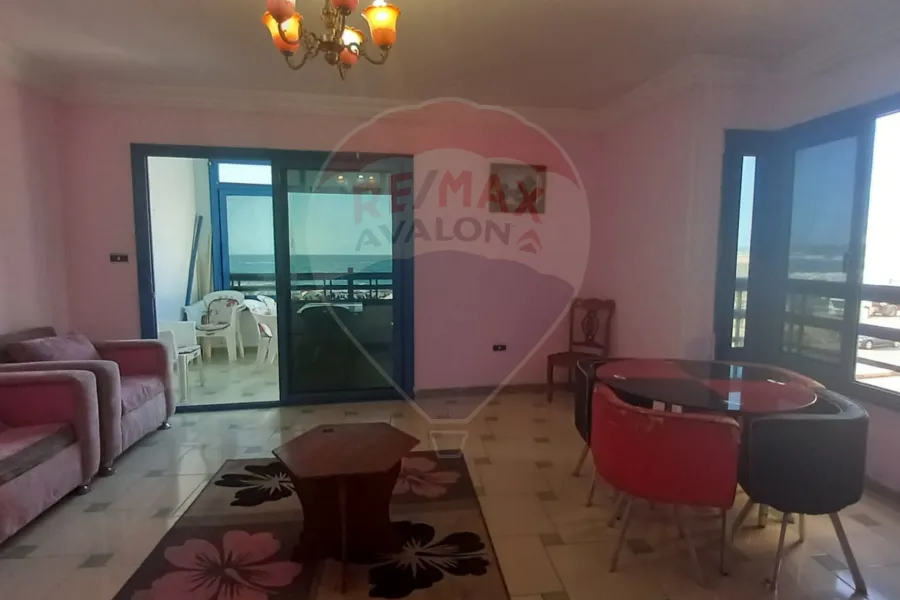 شقة للبيع 175 م المندرة (على البحر مباشرة)