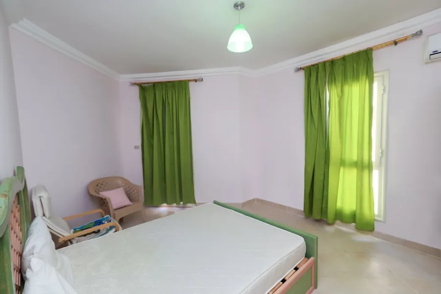 فيلا مستقلة للبيع 370م الساحل الشمالي (قرية نيس2 - ك64)