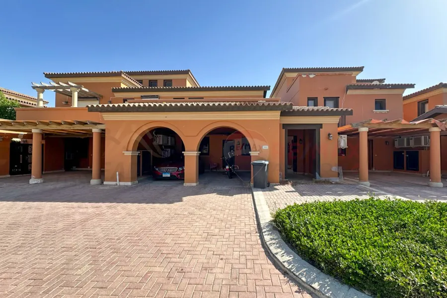 Townhouse villa for sale (Marassi Arezzo - North Coast) 300 m