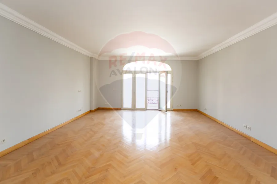 Apartment for sale, 235 m, Smouha (Fawzy Moaz St, Lotus Tower)