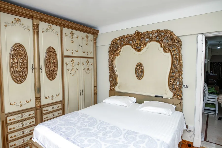 شقة دوبلكس للبيع 222م لوران (ش عمر المختار-خطوات من ش أبوقير)