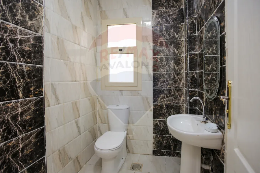 فيلا كورنر للايجار سيدي عبدالرحمن (ستيلا هايتس) 250 م