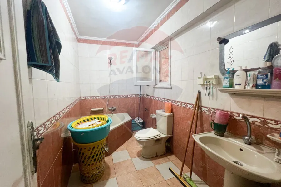 Apartment for sale 150 m Moharam Bek (El Rassafa St)