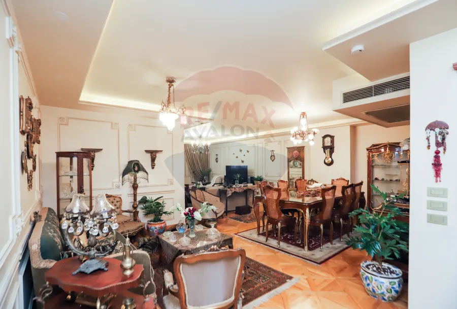 Apartment for sale 230 m Louran (Abo Qeer St.)