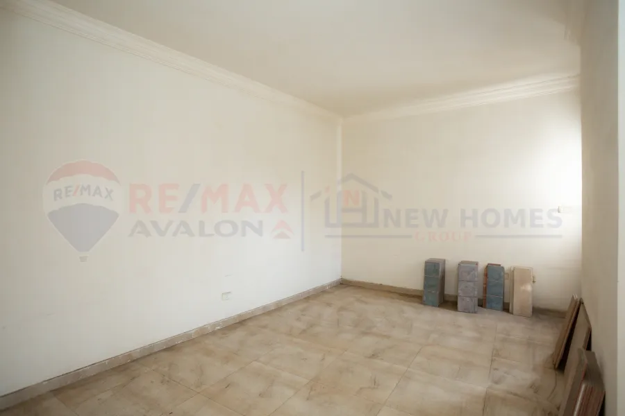 Apartment for sale 230 m Louran (Ibrahim Nasr St.)