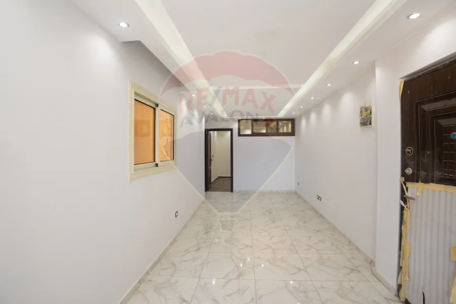 شقة للبيع 140 م لوران  (ش الاقبال)