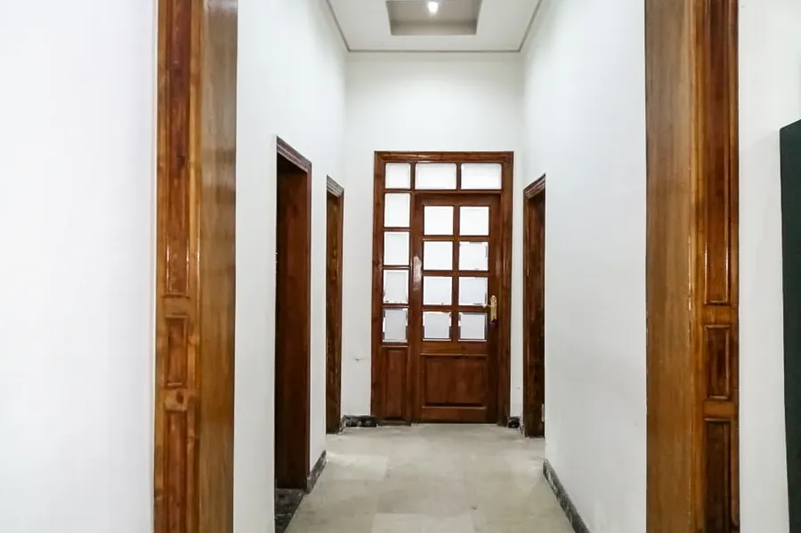 مكتب إداري للإيجار 120 م لوران (ش أبو قير الرئيسي ) - يصلح لكافة الأنشطة