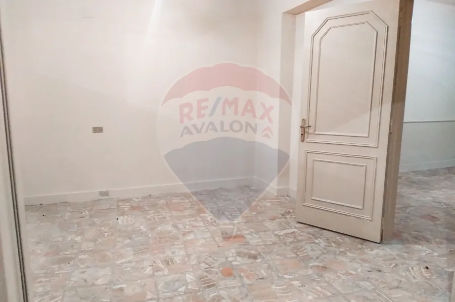 محل تجارى للبيع 191 م ثروت (ش عبد الخالق ثروت)