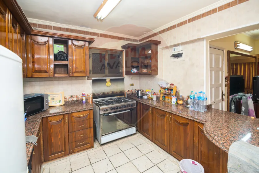 Apartment for sale 180 m Mandara (on the sea - Next to Sheraton Hotel)