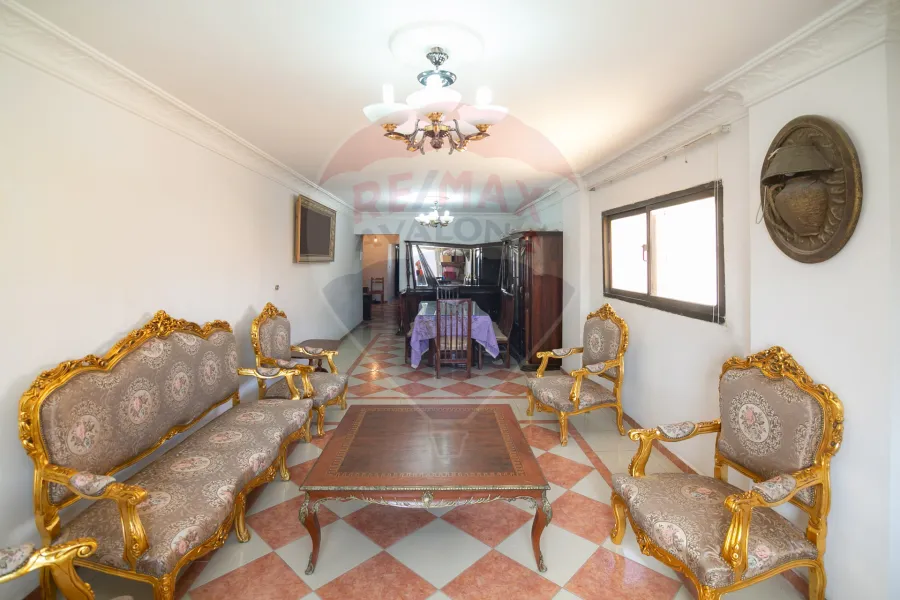 Apartment for sale 150 m Cleopatra (Steps from the sea)