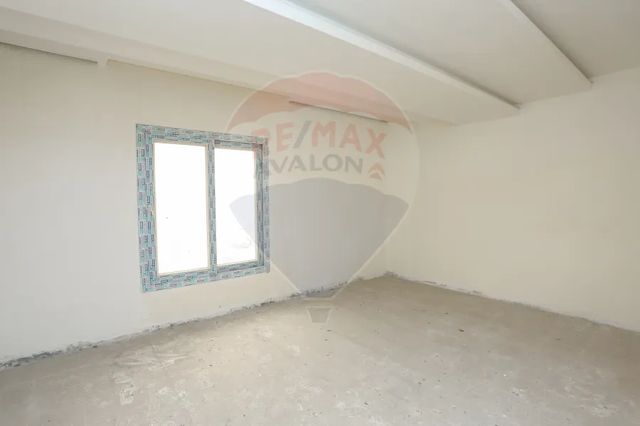 Villa for sale 430 m Moharam Bek (Miroza City Center) immediate delivery