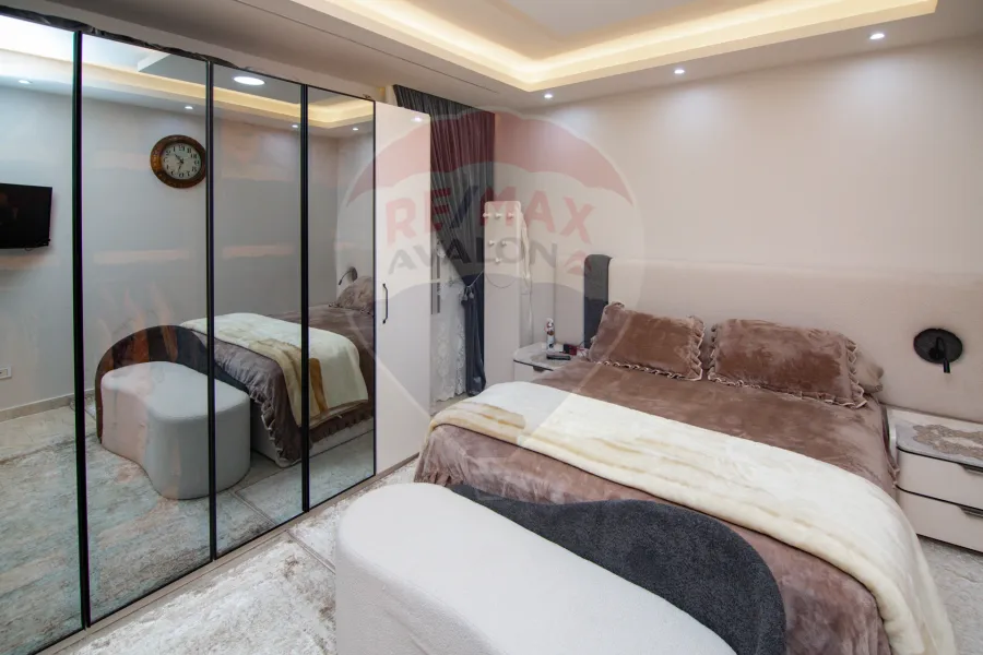 شقة للبيع 150 م ميامي (خطوات من ش العيسوي)