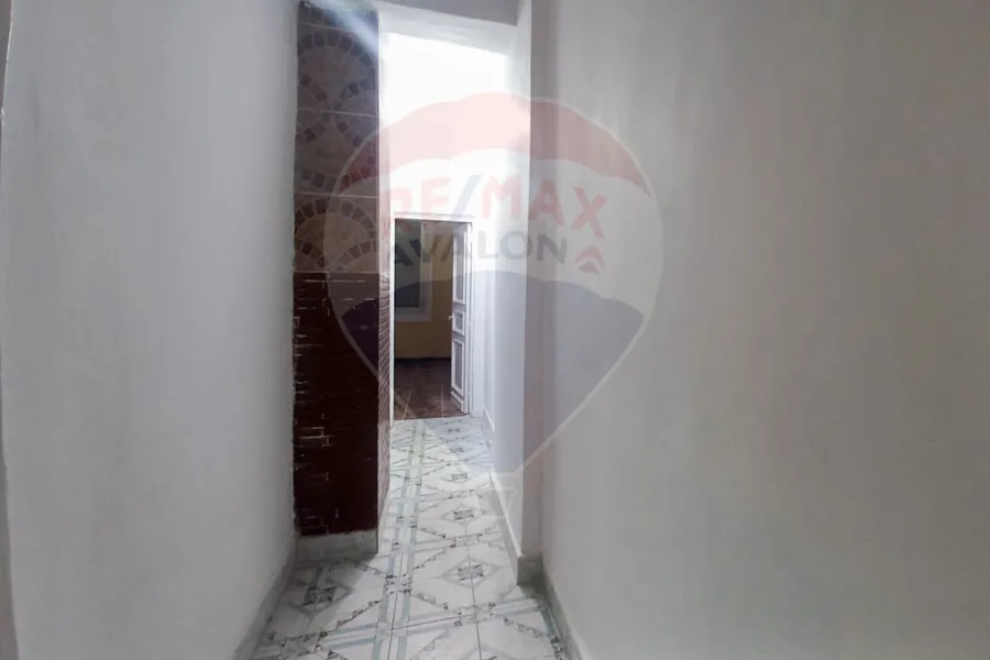 Administrative headquarters for rent, 100 m, Zizinia (steps from Abu Qir Street)