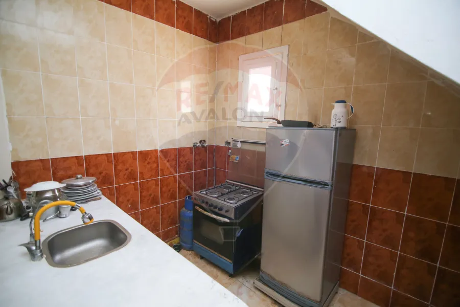 فيلا ستاند الون للبيع (حورس) 200 م