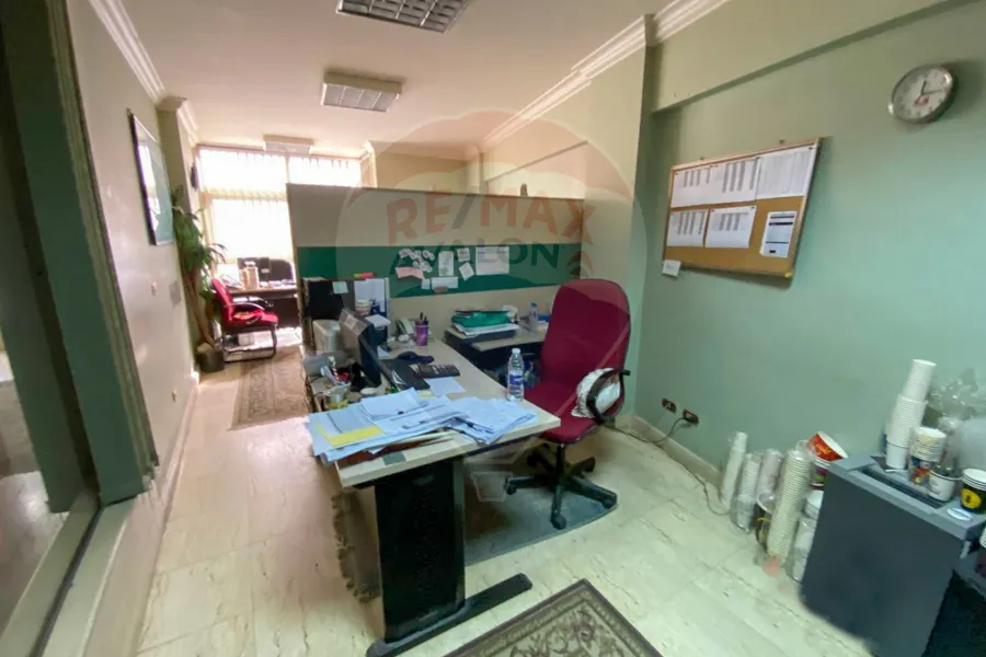 شقة للبيع 285 م سموحة (كوبري 14 مايو)