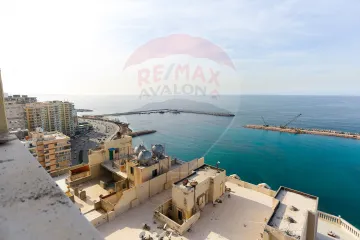 Duplex for sale 500 m Al-Saraya (Directly on the sea)