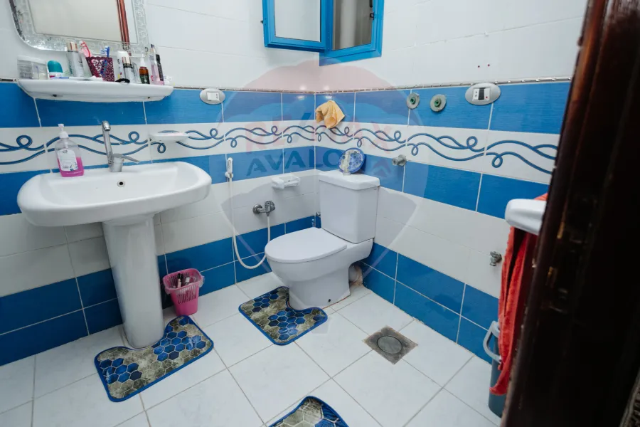 شقة للبيع 150 م راس التين (ش فرنسا)