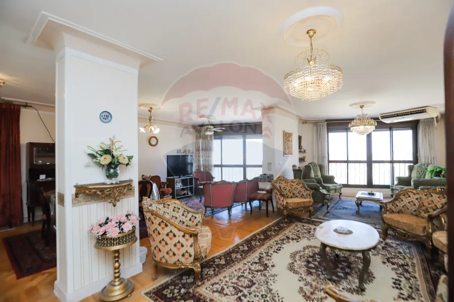 Apartment For Sale 240 m Smouha ( Front Of Smouha Club )