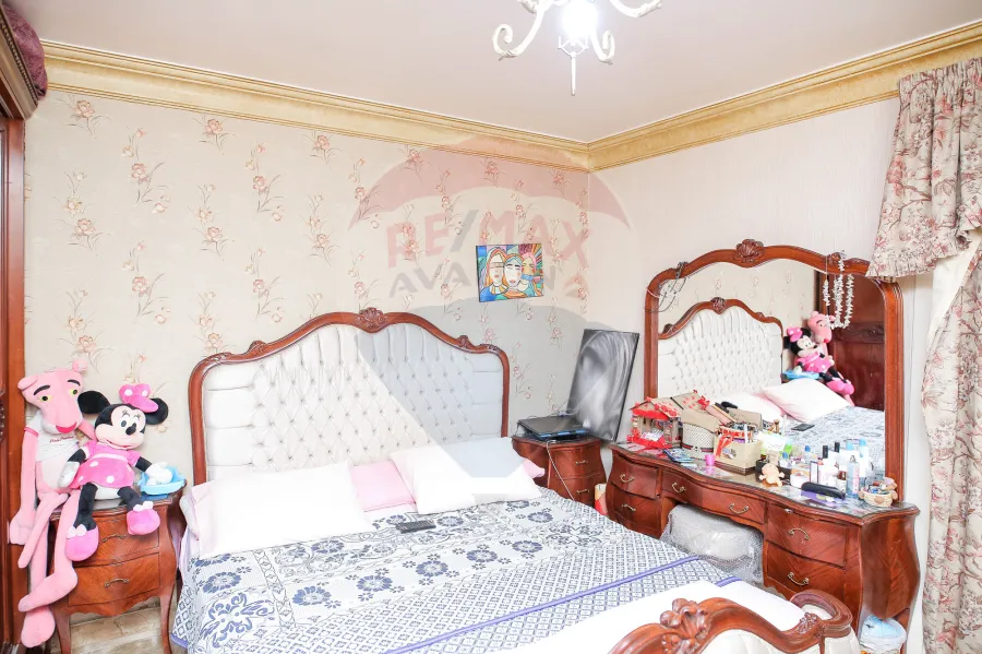 Apartment for sale 320m Smouha (Seif Tower. Branched From Albert Elawal St.)