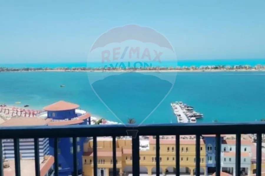 شاليه للإيجار الساحل (بورتو مارينا)