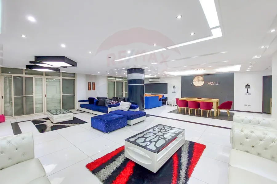 شقة للبيع 400 م سابا باشا (علي البحر مباشرة)