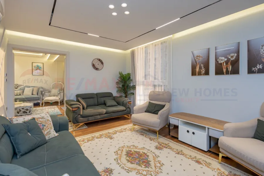 Apartment for sale 220 m Rushdi (near Syria St.)