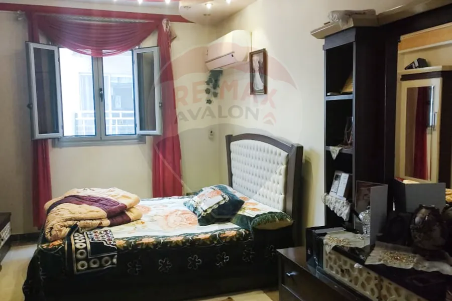 شقة للبيع 150 م السرايا (ثالث نمرة من البحر)