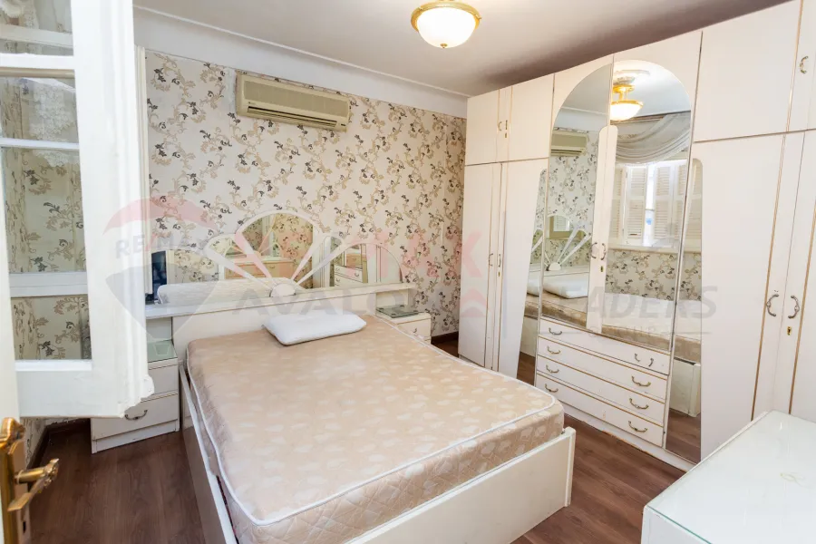 Apartment for sale 190 m Louran (Omar El-Mokhtar st.)