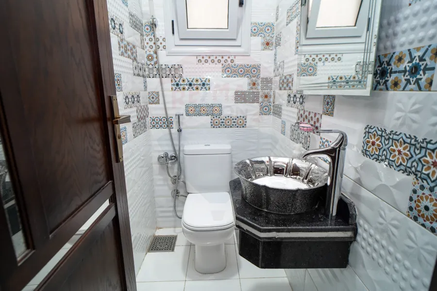 Furnished Apartment for rent 100 m Smouha (Steps from Fawzy Moaaz st)