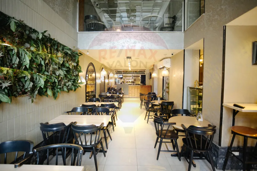 محل للايجار 320 م الازاريطة (ش سوتر الرئيسي)