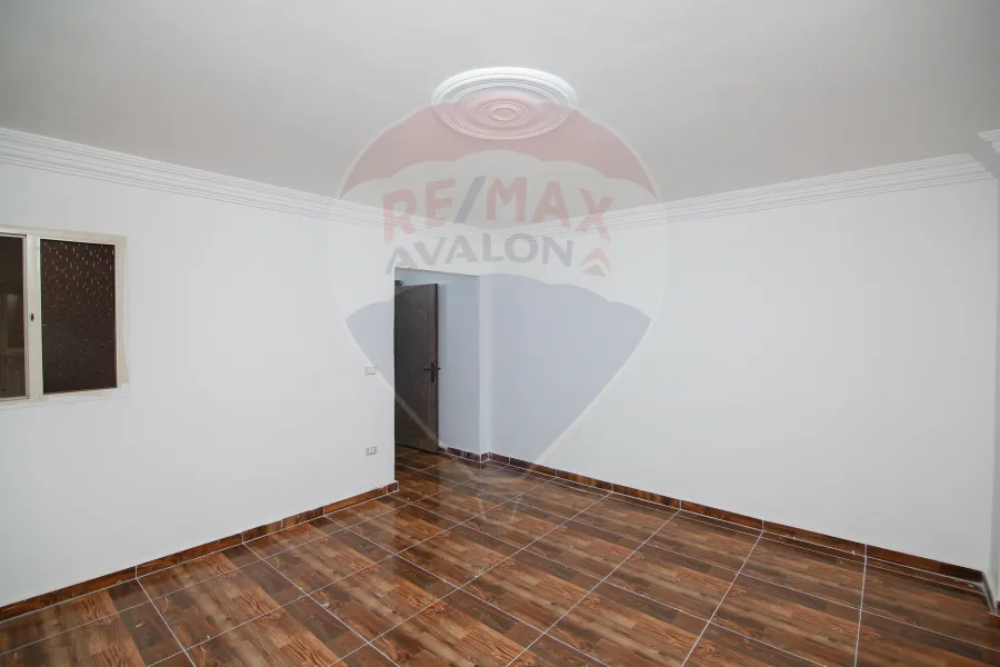 شقة للبيع  310 م صافي الحي اللاتيني ( ش فؤاد - عمارة براند)