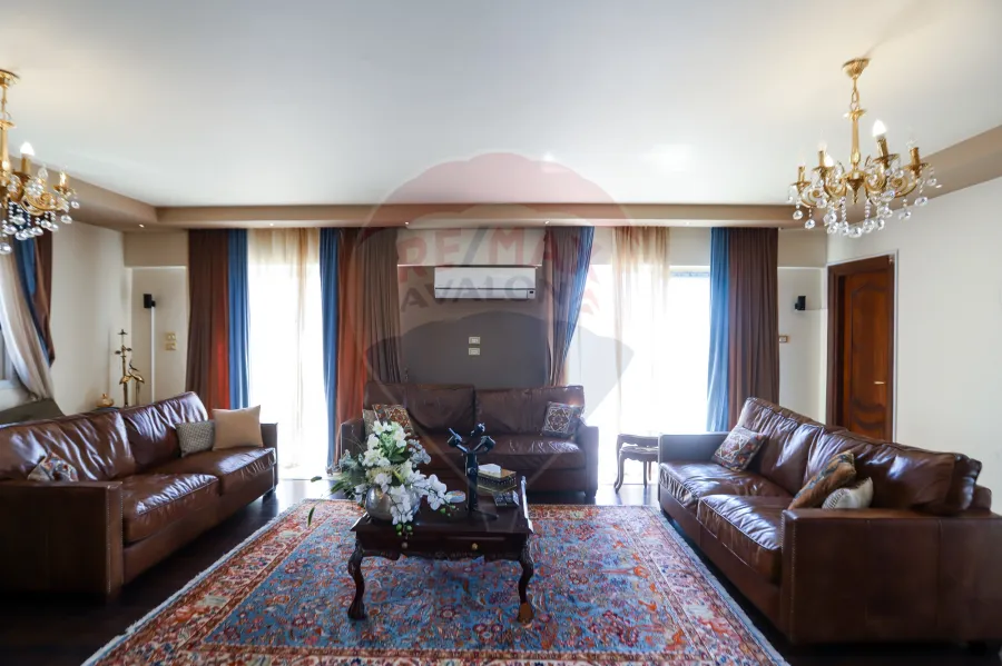 فيلا للبيع 609 م كينج مريوط  (كومباوند العروبة)